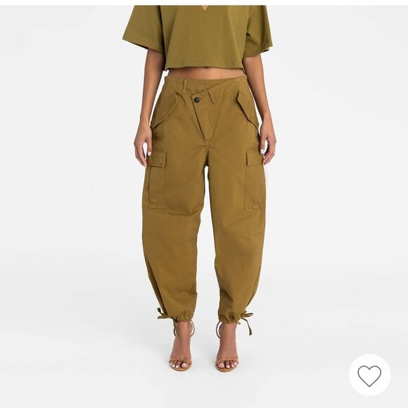 KBB by Kahlana Women's Mid Rise Straight Leg "The Cargo Jogger" Tan Large - Picture 6 of 8